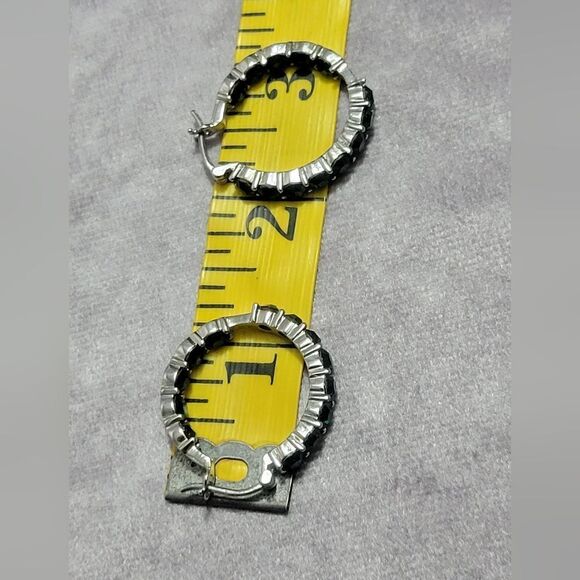 Emerald Color Crystal Hoop Earrings - Picture 4 of 16